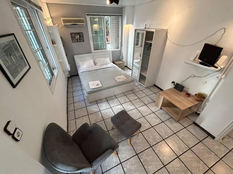 Appartamento Urban Flat Next To Kalimarmaro Atene Esterno foto